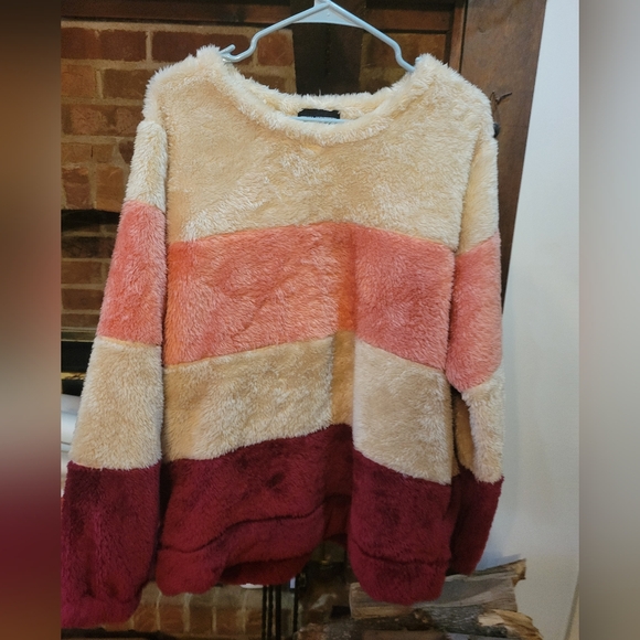 Zenana Outfitters Tops - Zenana Outfitters fur top